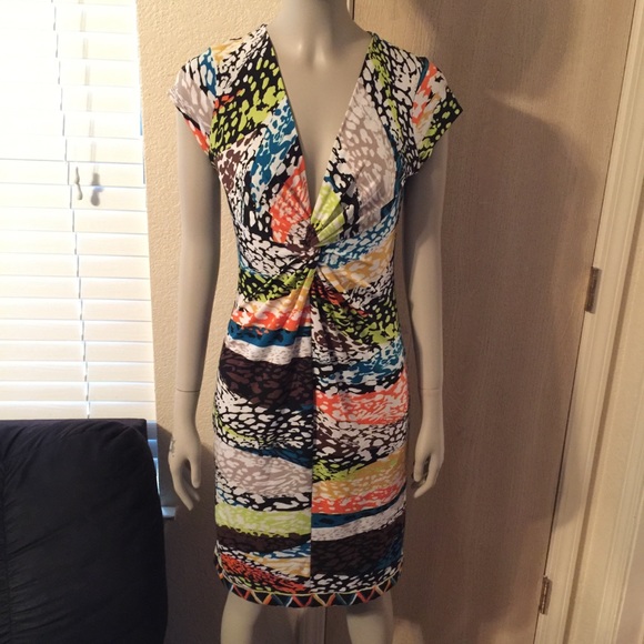 BCBGMaxAzria Dresses & Skirts - 🌺BCBGMAXAZRIA Dress🌺